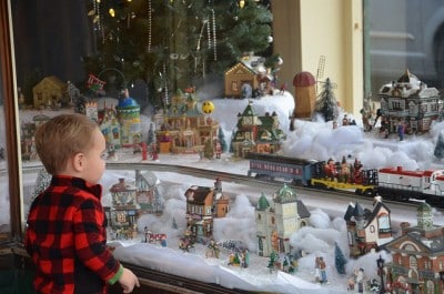 15881337838_d70acc52b1_z