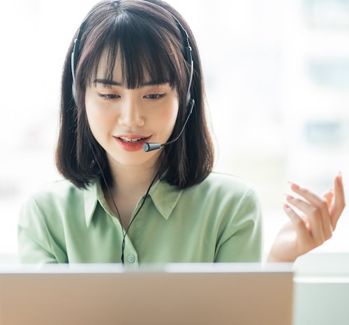 Philippines call center agent at their computer