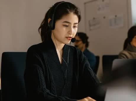 Benefits of Outsourcing Call Center
